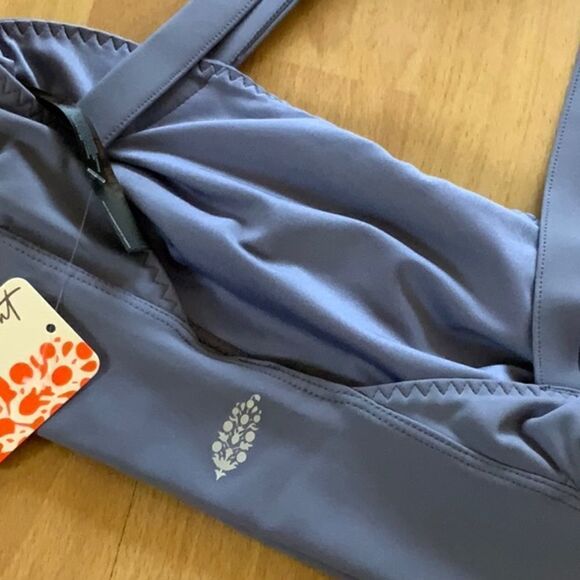 Free People Movement Wave Rider Bra - Picture 10 of 10